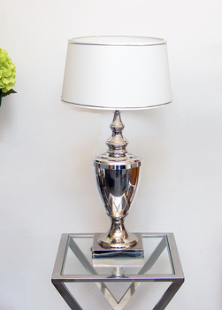 Srebrna wysoka lampa stołowa Tripit