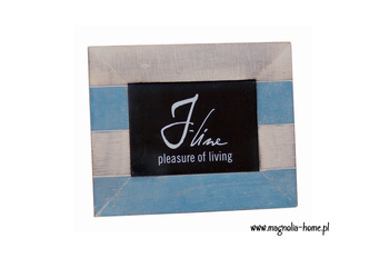 Marynistyczna ramka w niebiesko-białe pasy.