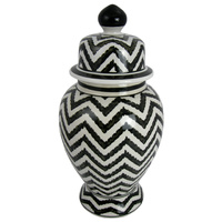 Ceramiczna, czarno - biała, szewronowa amfora - wazon M-ka. 