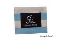 Marynistyczna ramka w niebiesko-białe pasy.